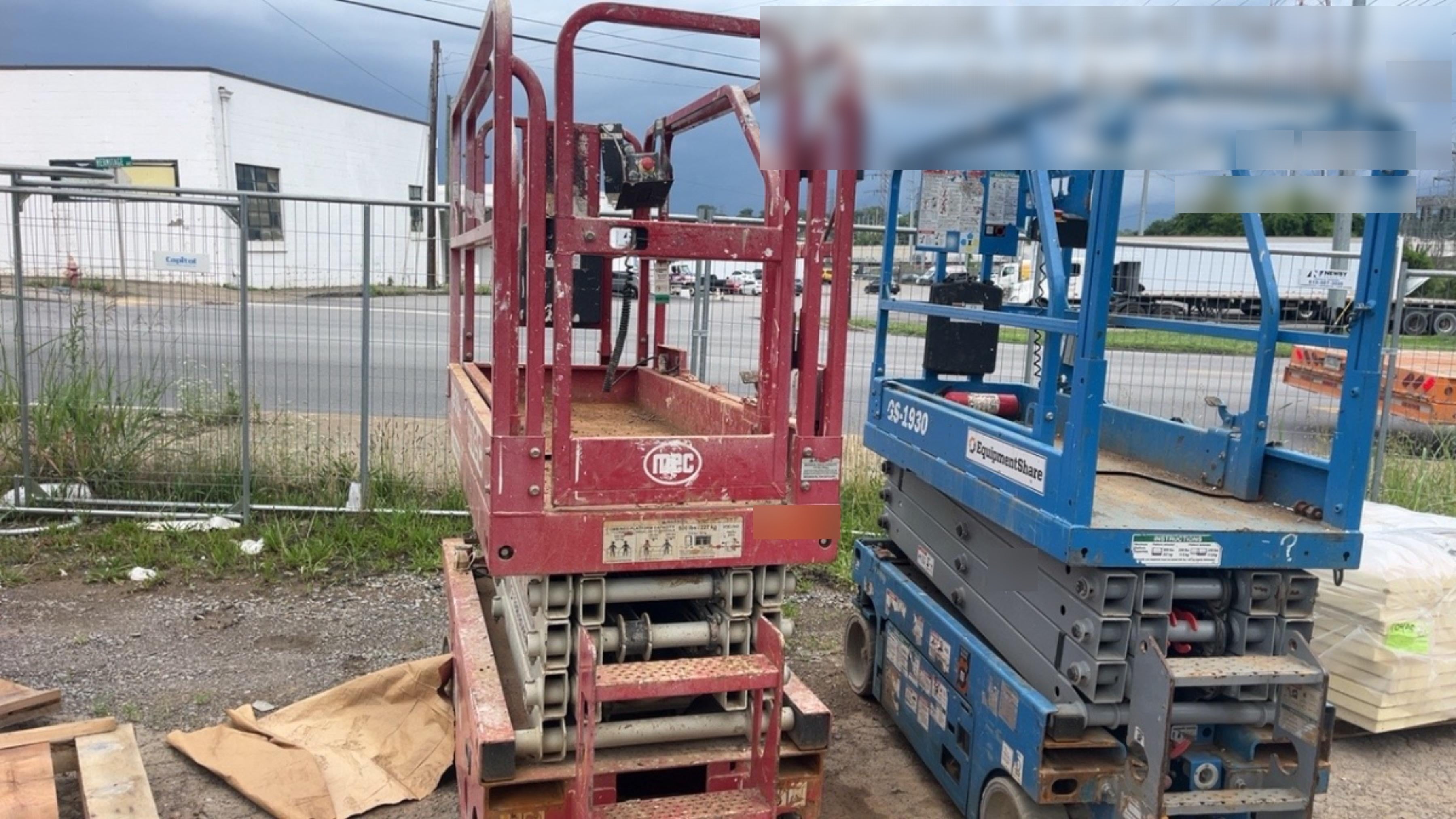 2019 Genie GS-1930 Fixed rails with chain Entry