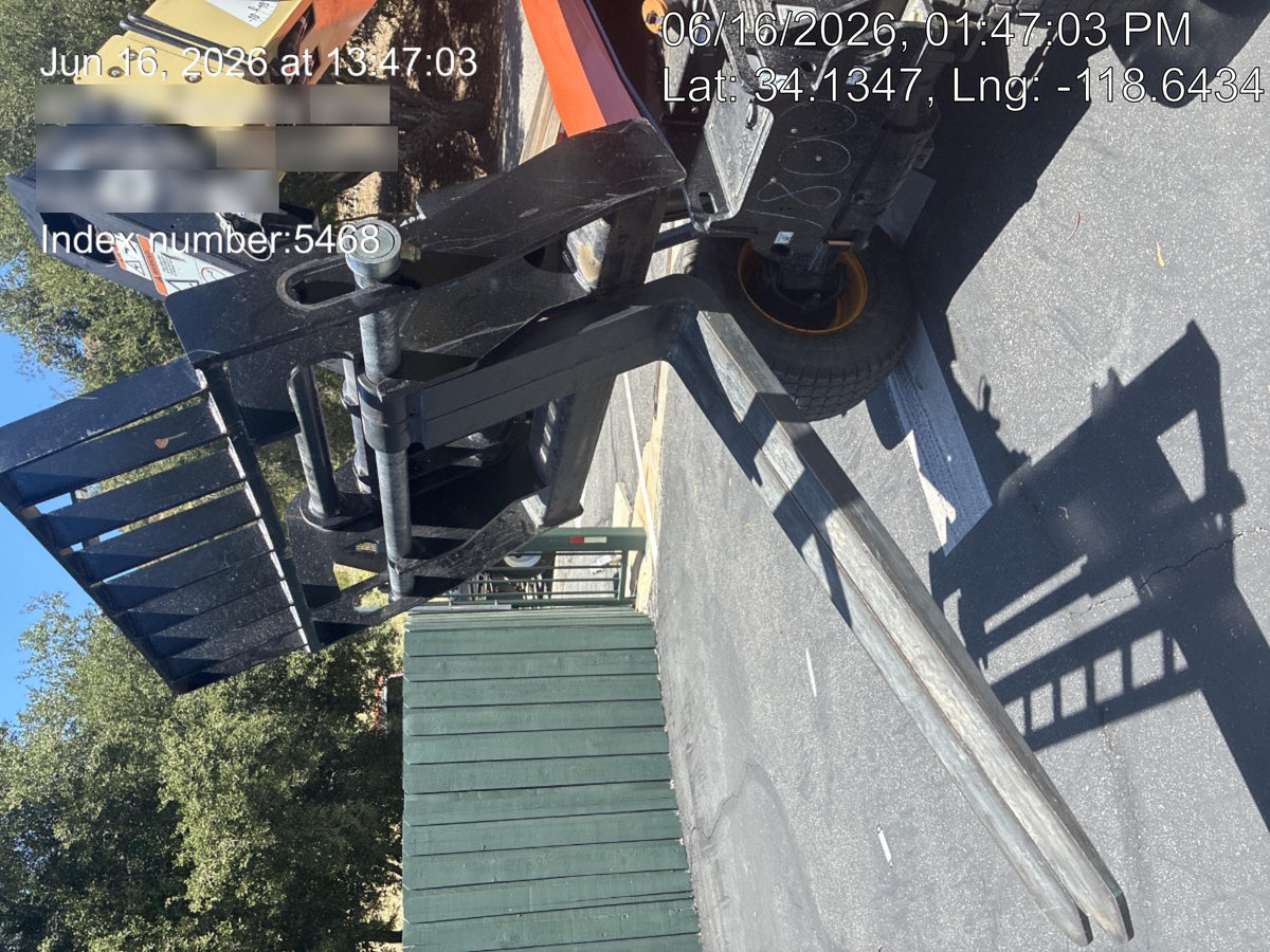 2025 JLG 519