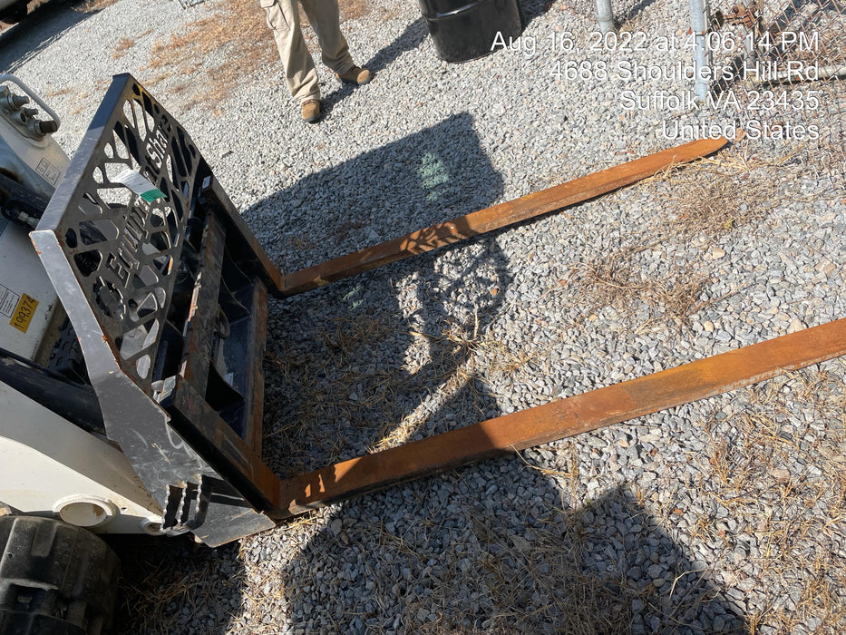 2020 WACKER NEUSON 48" Pallet Forks