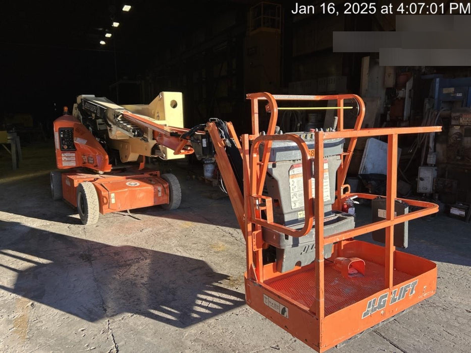 2020 JLG E400AJPN
