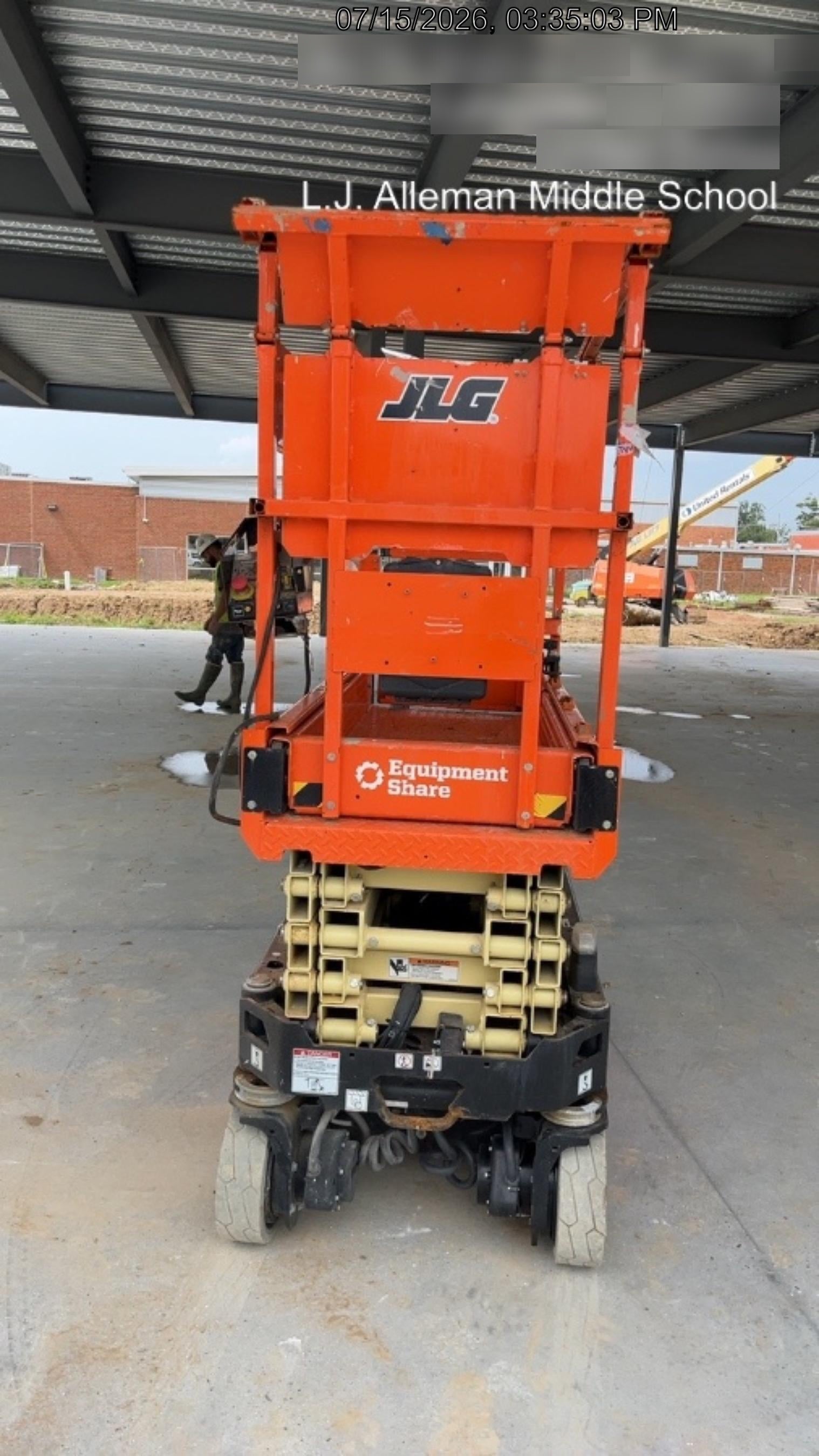 2024 JLG ES1932
