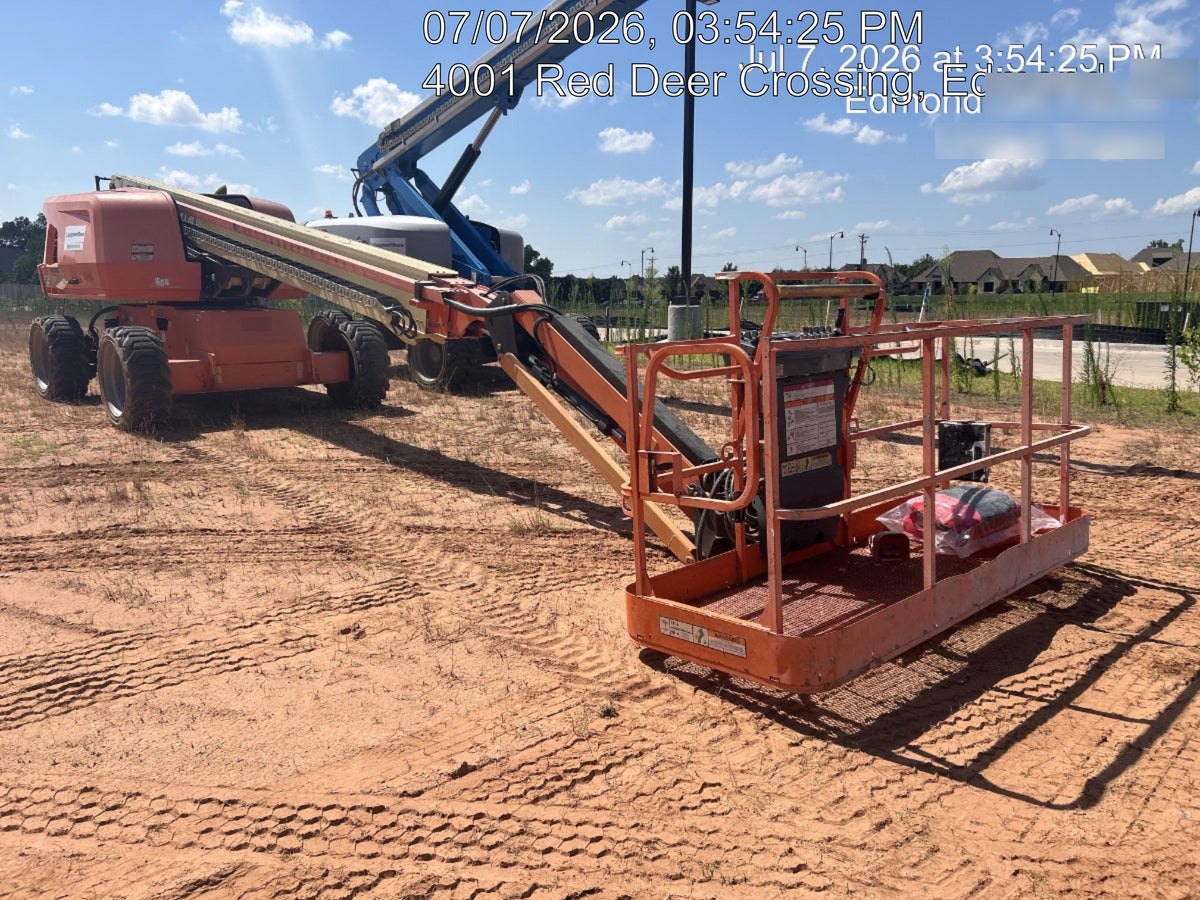 2018 JLG 660SJ