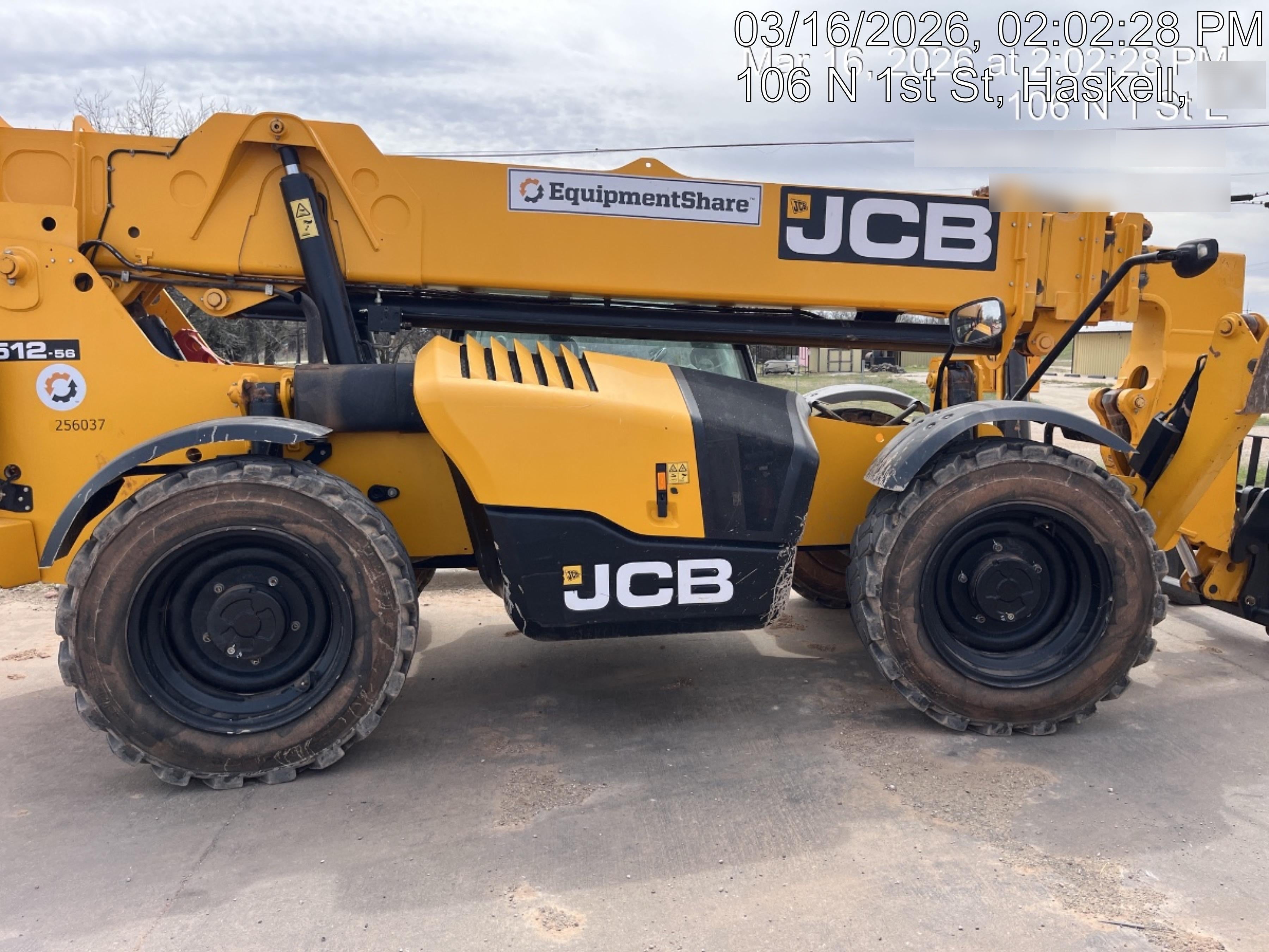 2022 JCB 512-56