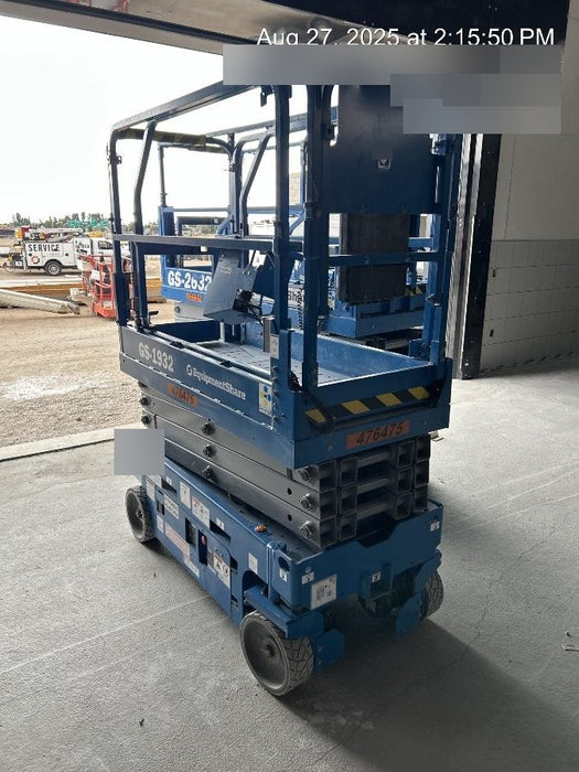 2019 Genie GS-1930 Fixed rails with chain Entry