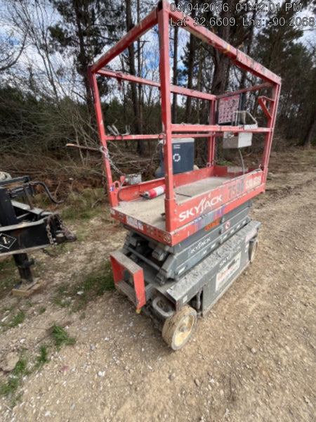 2018 Skyjack SJIII-3219 Skyjack SJIII3219 Scissor Lift w/Trojan Batteries