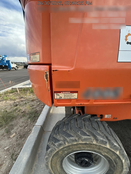 2019 JLG 400S