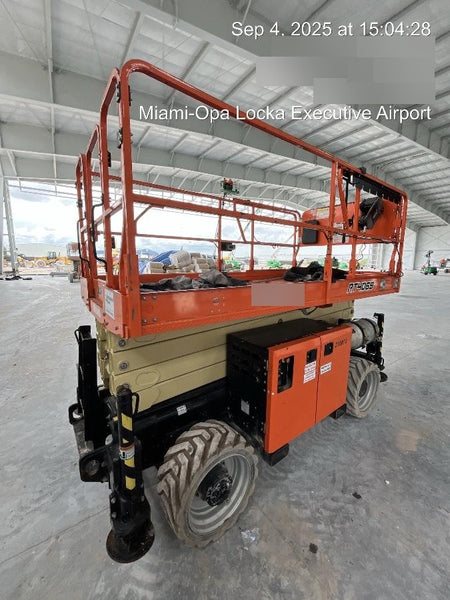2022 JLG RT4069