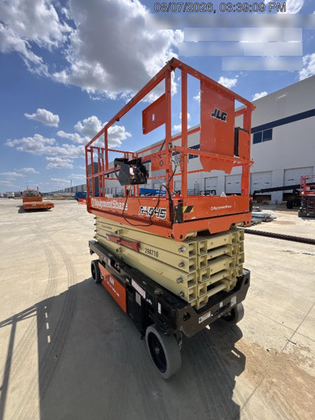 2023 JLG R4045