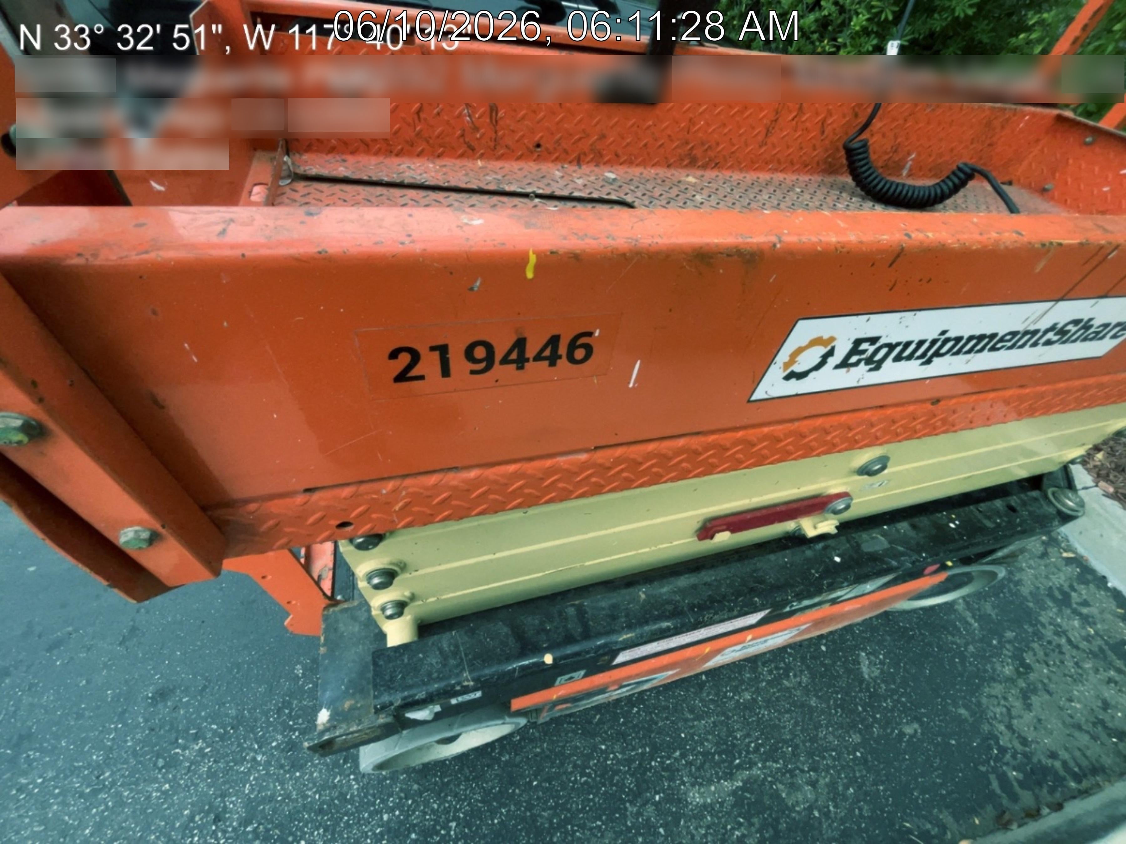 2022 JLG ES1932