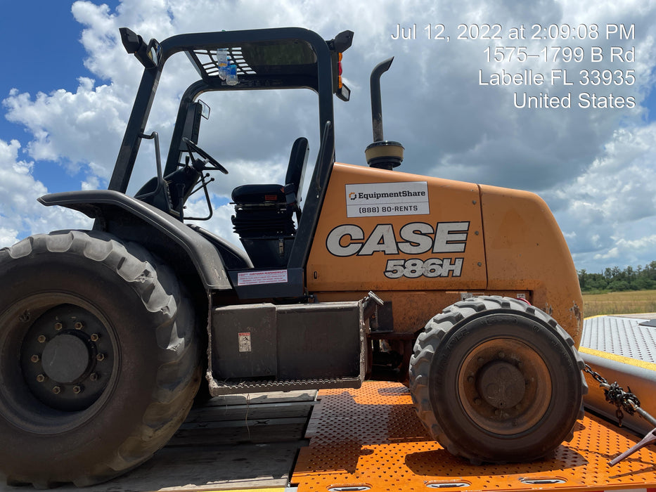 2017 CASE 586H