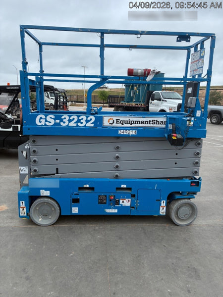 2023 GENIE GS-3232