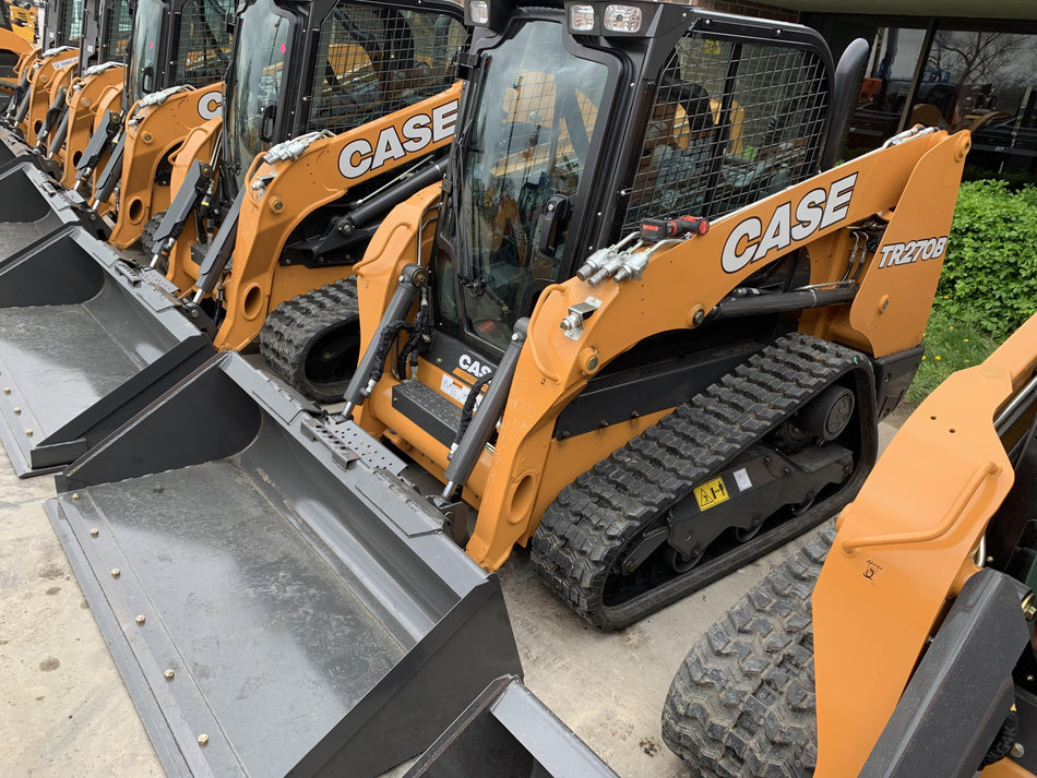 2021 CASE TR270B