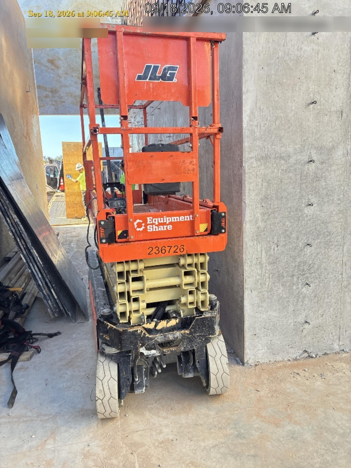 2022 JLG ES2632