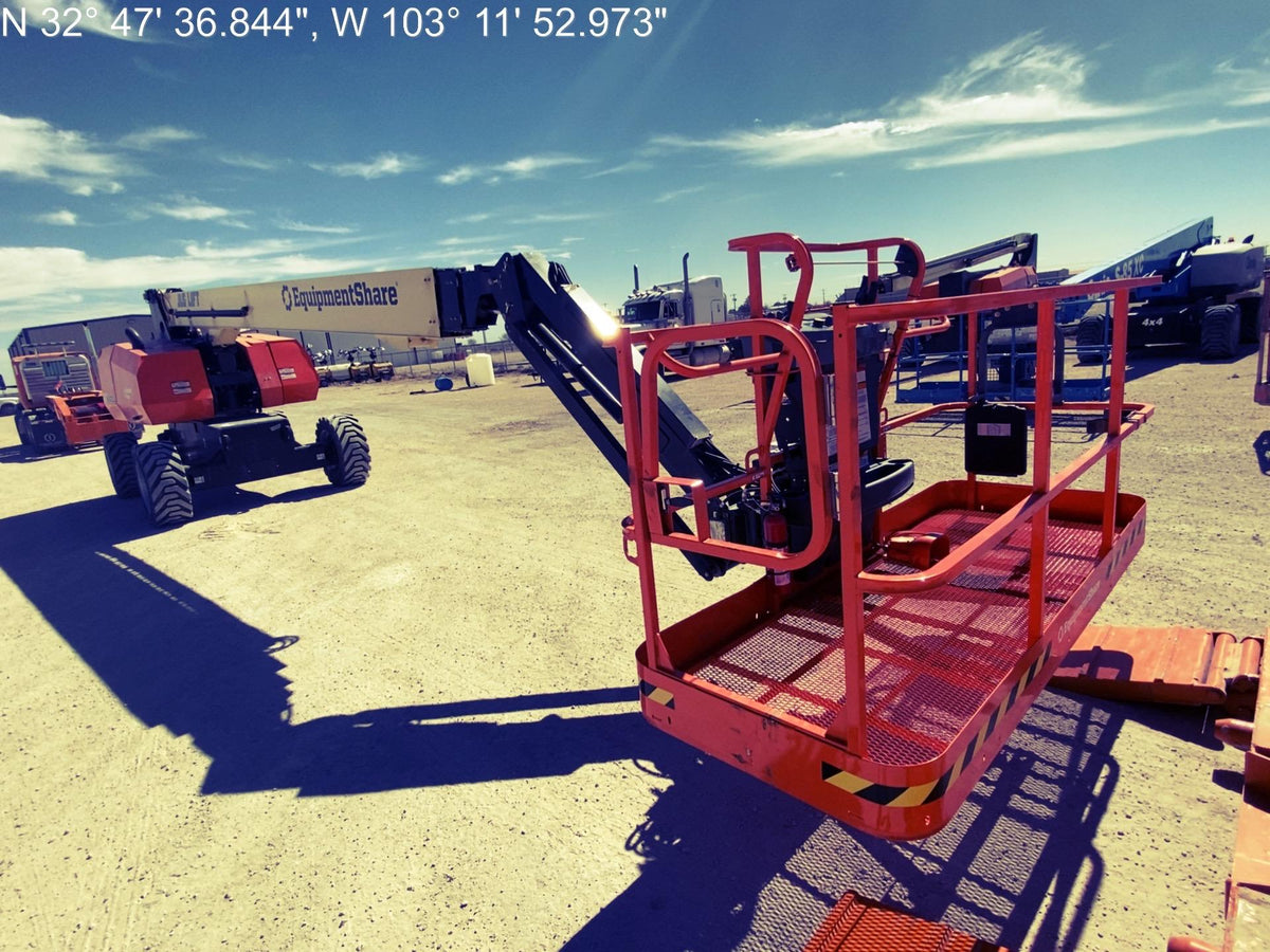 2023 JLG 860SJ