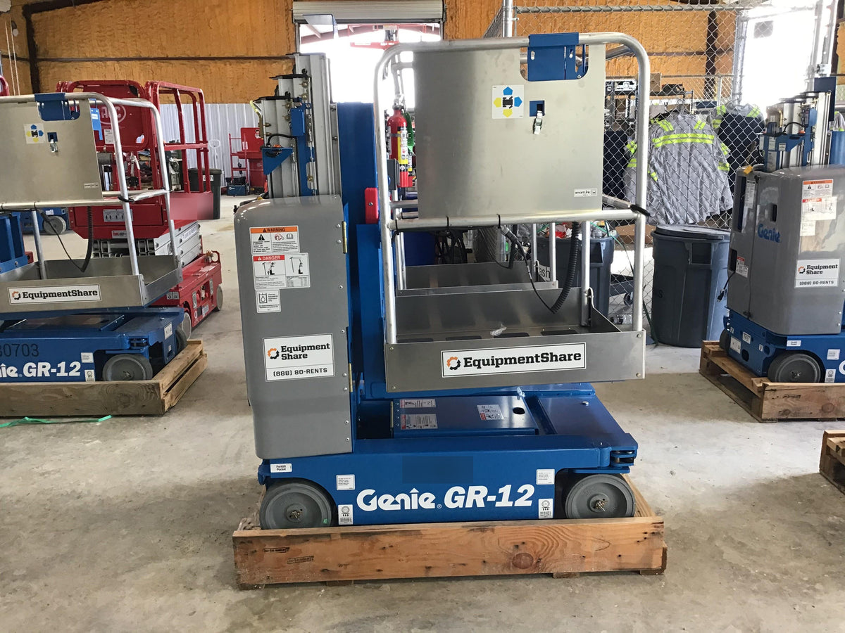 2020 GENIE GR-12