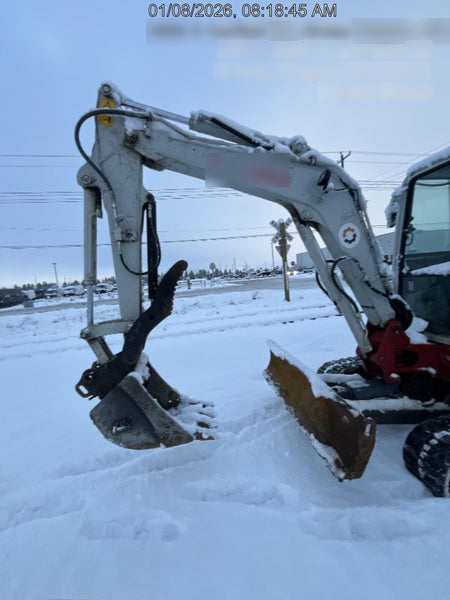 2022 TAKEUCHI TB235-2CR