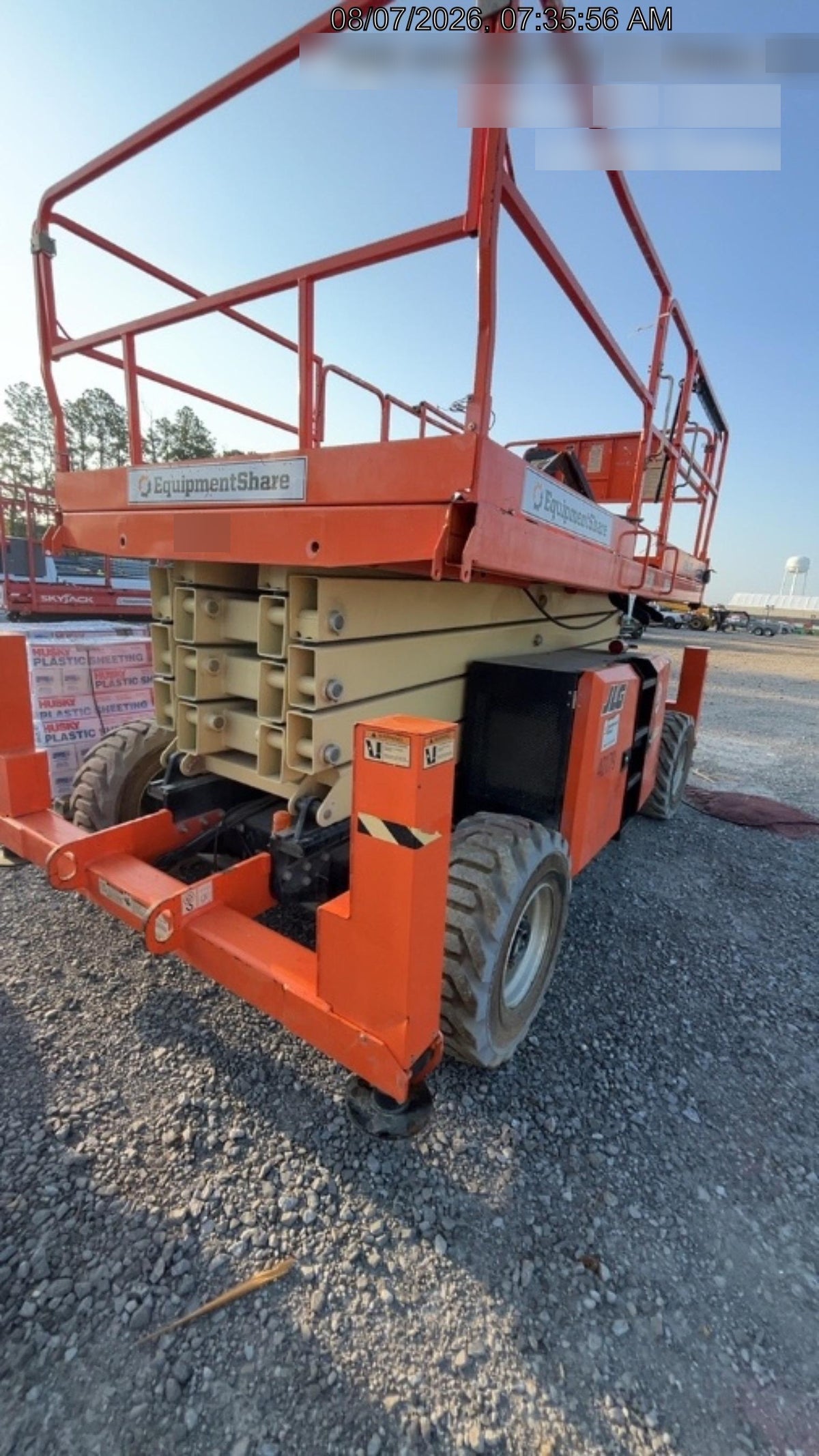 2019 JLG 430LRT