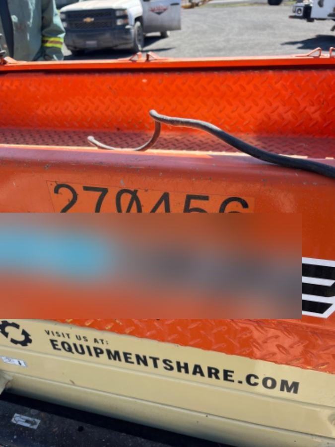 2022 JLG ES1932