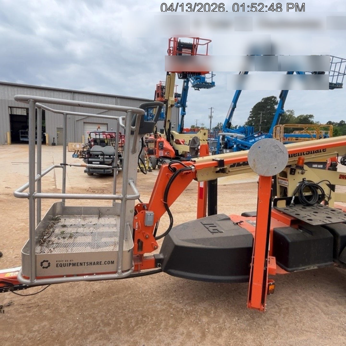 2023 JLG T350