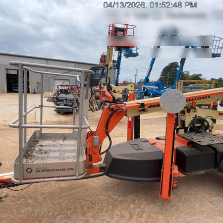 2023 JLG T350