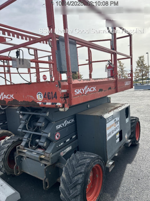 2017 SKYJACK SJ6832 RT