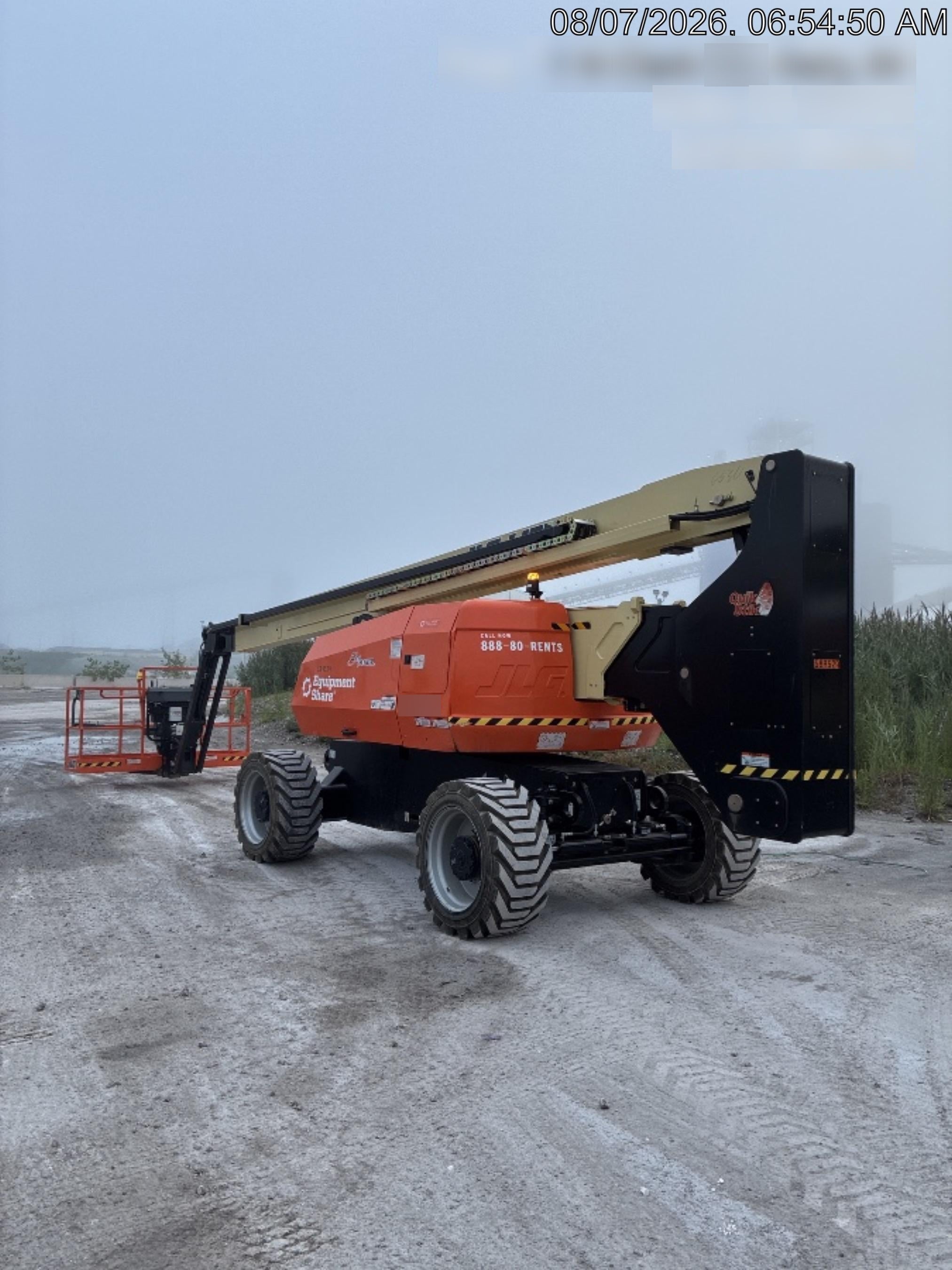 2025 JLG 800AJ