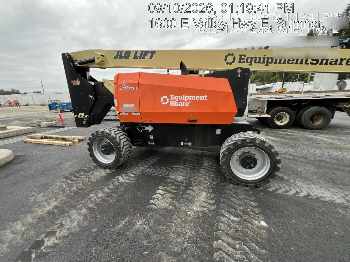 2025 JLG 800AJ