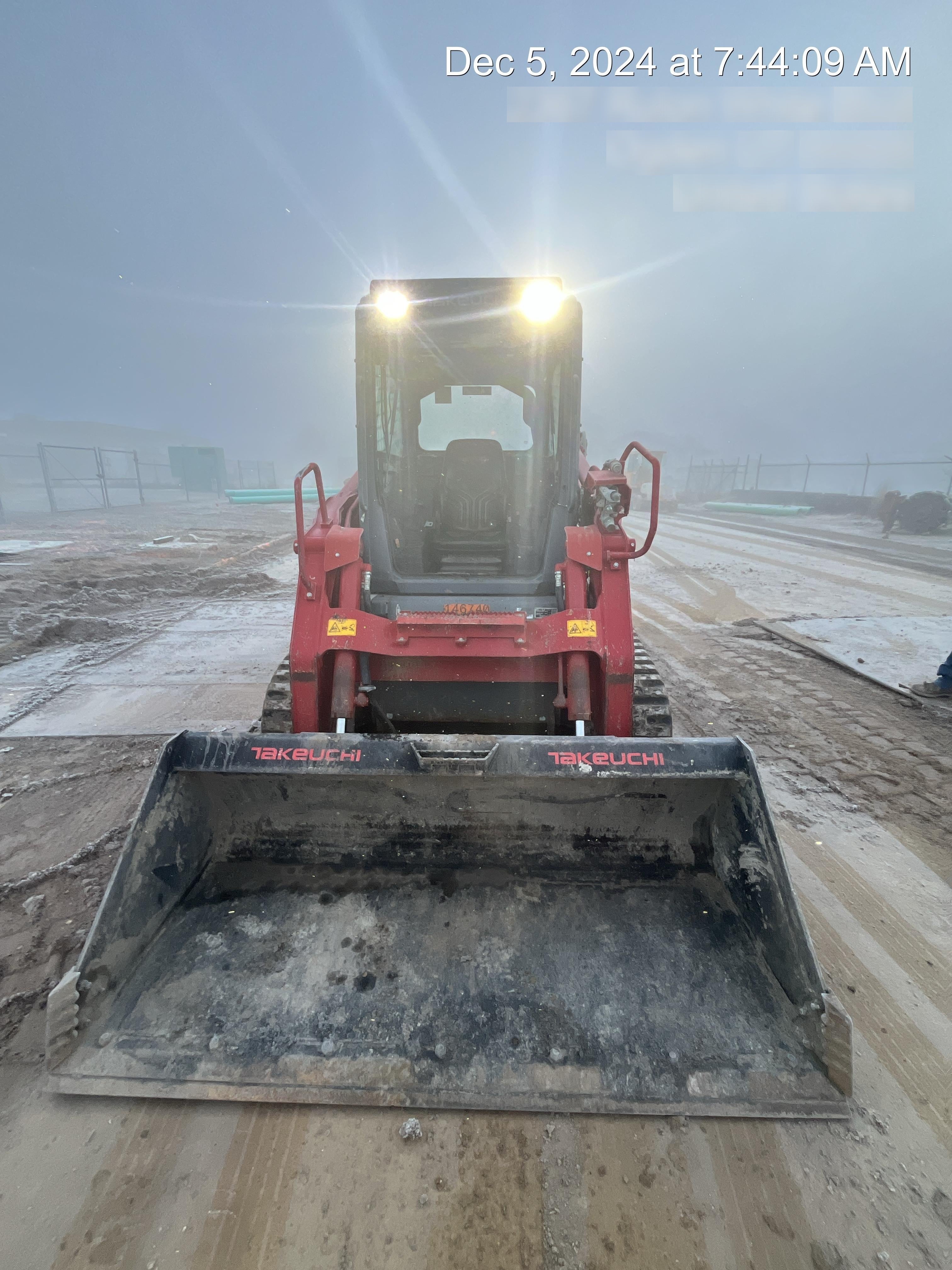 2021 TAKEUCHI TL12R2-CR