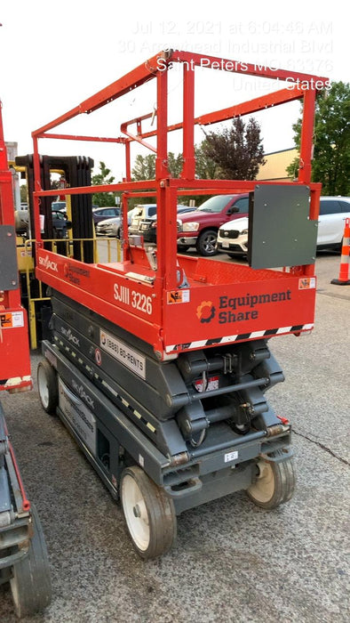 2017 MEC 1330SE 13' Scissor Lift w/2 Year Extended Full Warranty