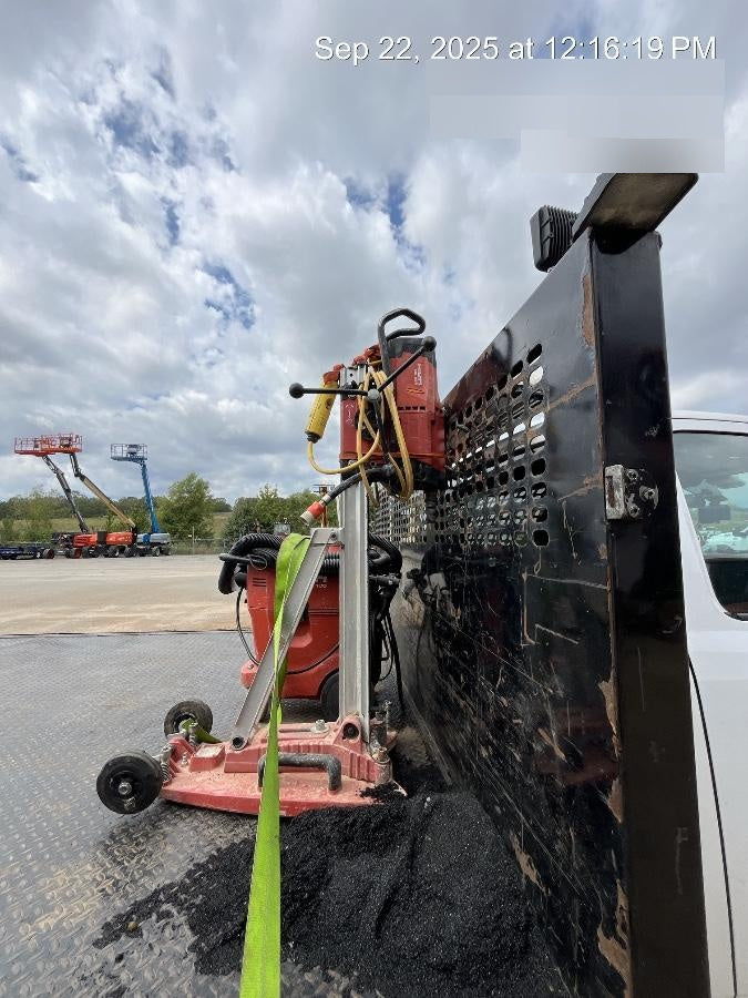 2020 HILTI DD250E