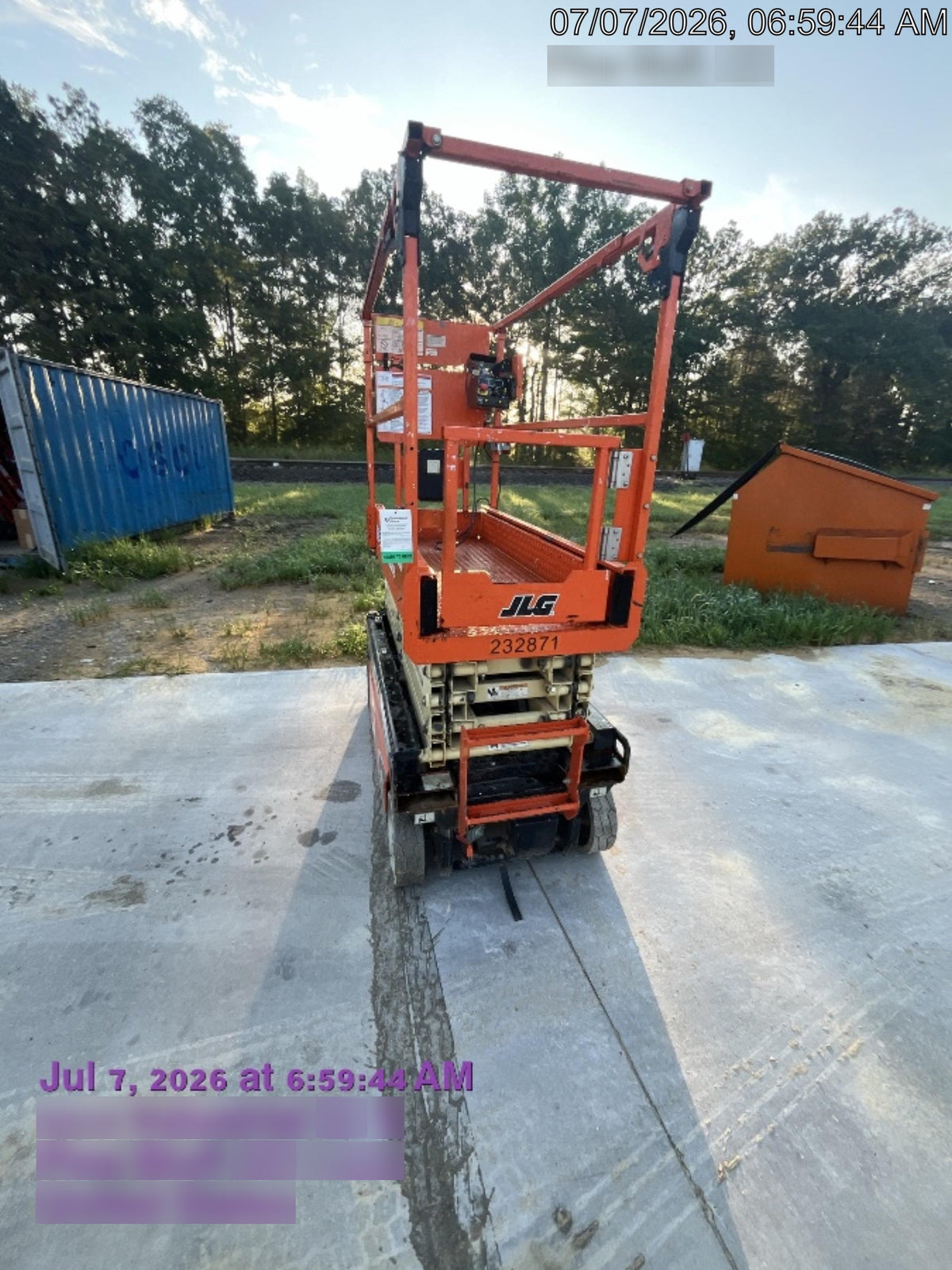 2022 JLG ES1932