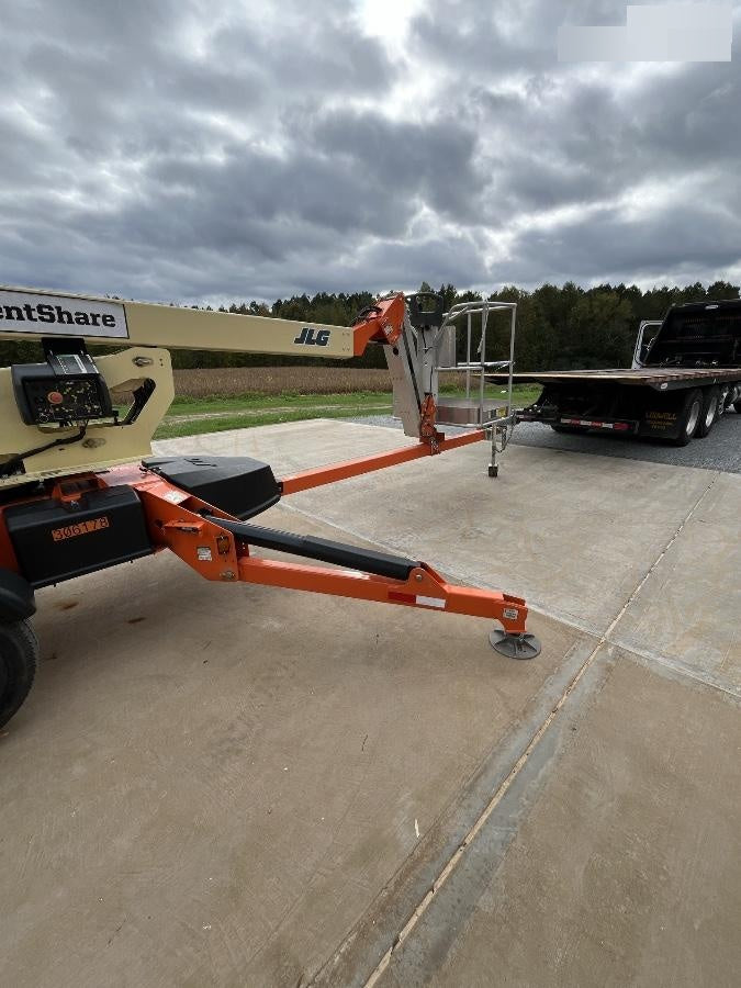 2023 JLG T500J