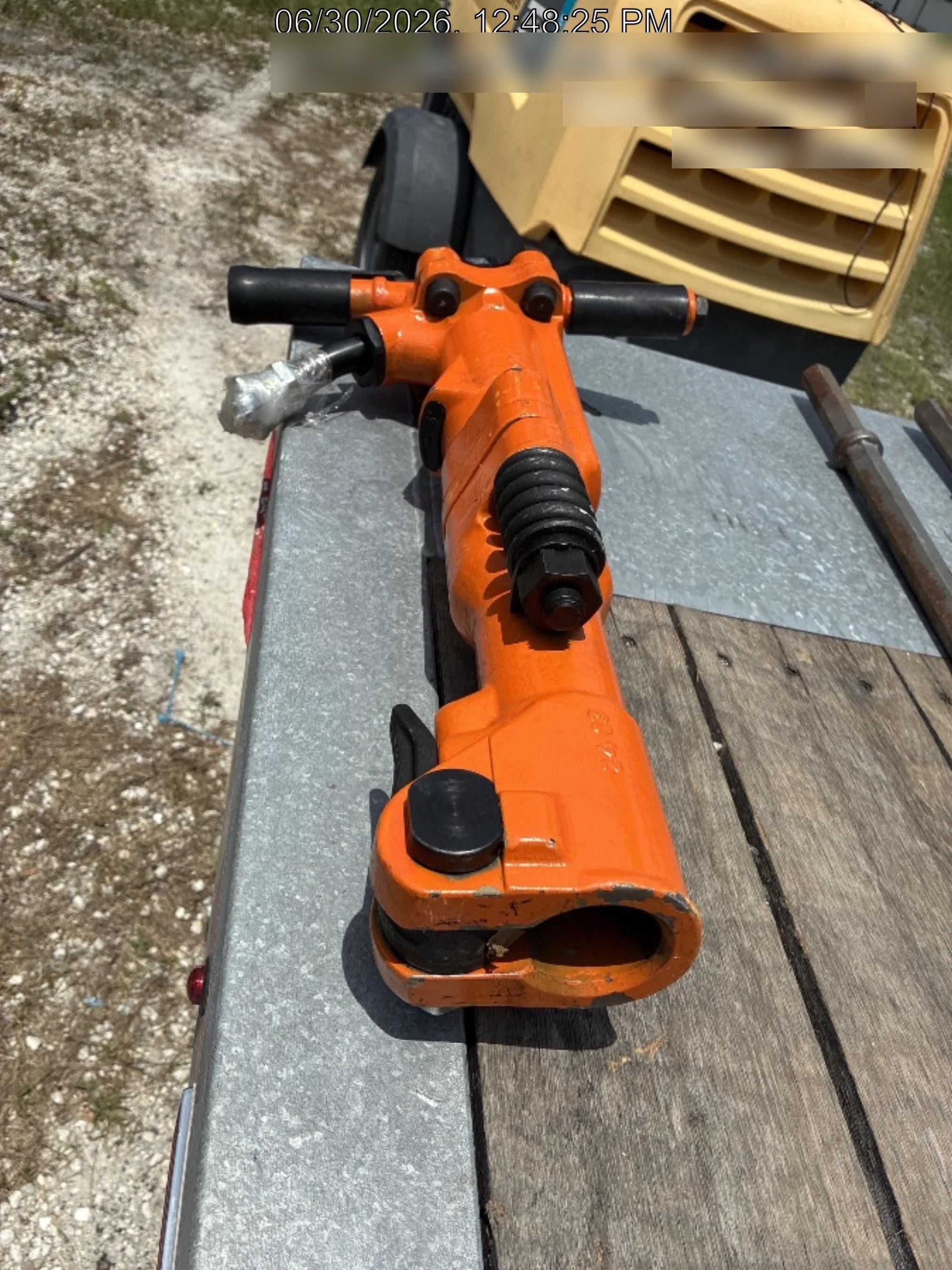 2026 MICHIGAN PNEUMATIC ES-TPB60-118-TRACKER