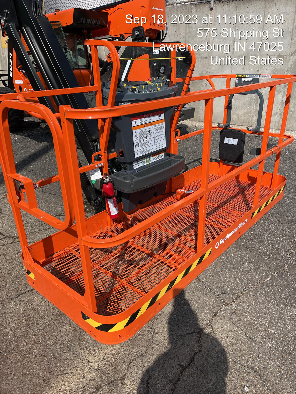 2023 JLG 860SJ