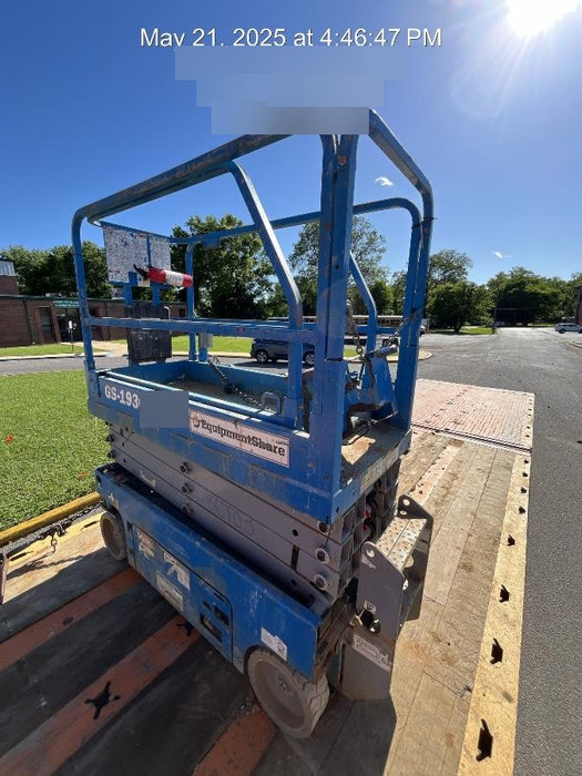 2019 Genie GS-1930 Fixed Rails with Chain Entry