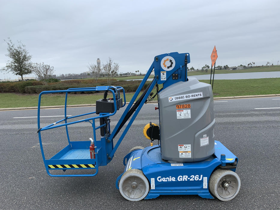 2020 GENIE GR-26J