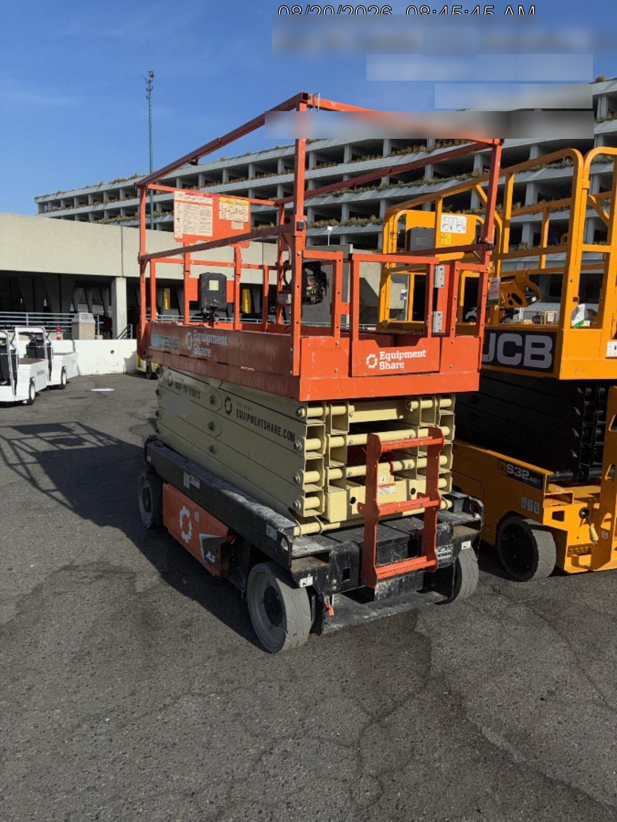 2022 JLG ES3246