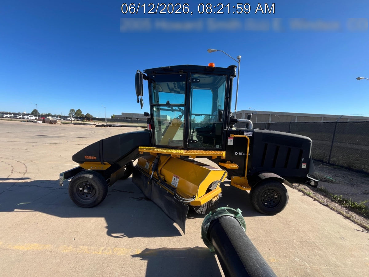 2023 LAYMOR SM450