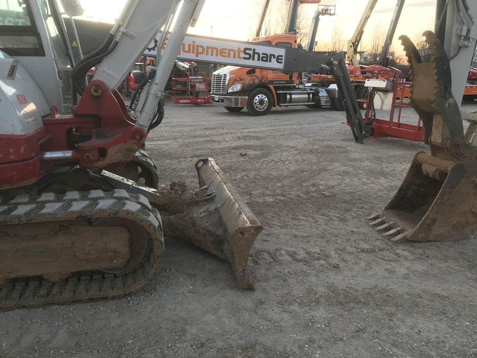 2019 Takeuchi TB290 Cab/Heat/AC Rubber tracks, Dozer blade, Travel alarm, Auxiliary hydraulics Manual QC, Hydraulic thumb, 18", 24", and 36" Buckets