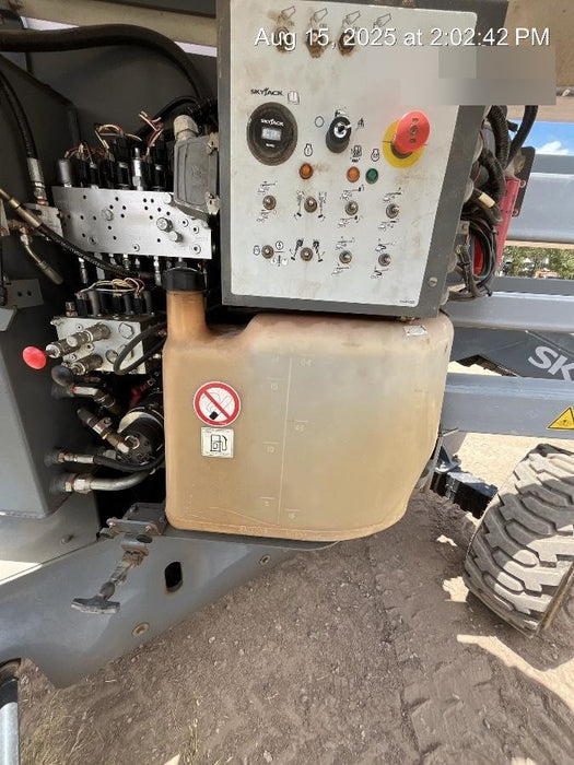 2017 Skyjack SJ46 AJ Skyjack 46AJ, Diesel Engine, Foam Filled Tires, 30x72" Platform, Extended Warranty 5yr/5k hr