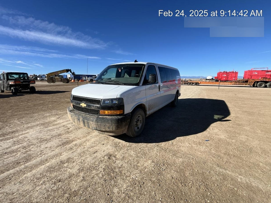 2023 CHEVROLET Express Van - Rental