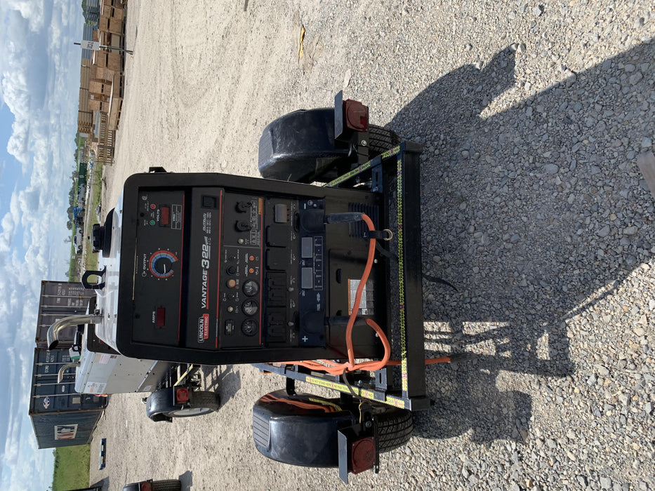 2019 Lincoln Electric Vantage 322 Welder Ready-Pak 3, Two wheel trailer, Fender and Light kit, Cable Rack