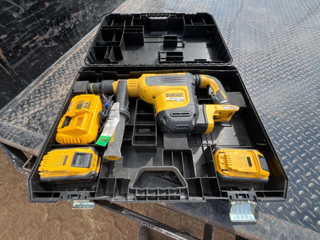 2021 DEWALT DCH614X2