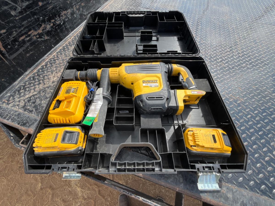 2021 DEWALT DCH614X2