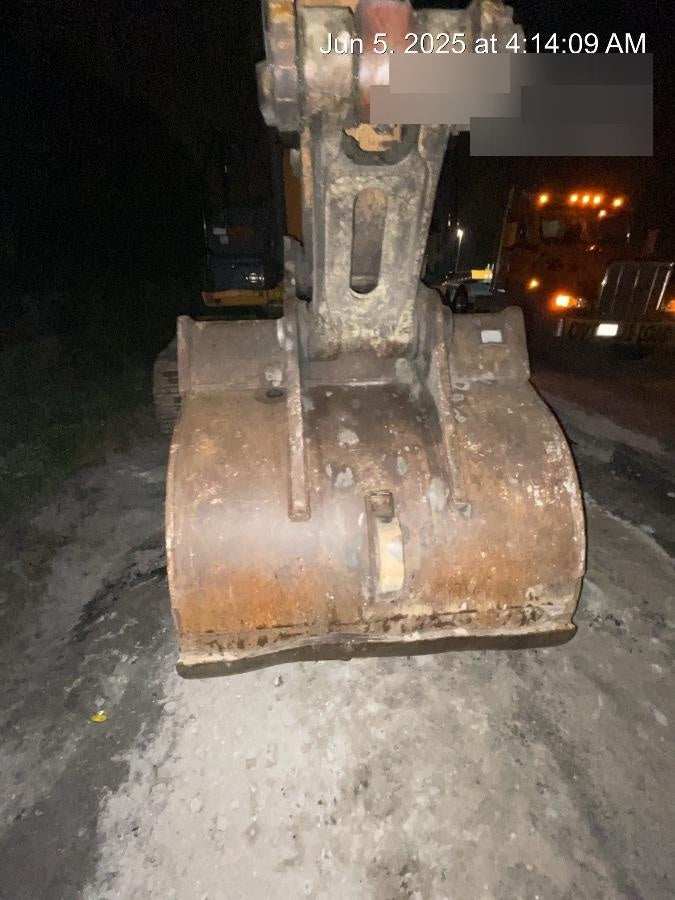 2016 CASE 48" Bucket - Case