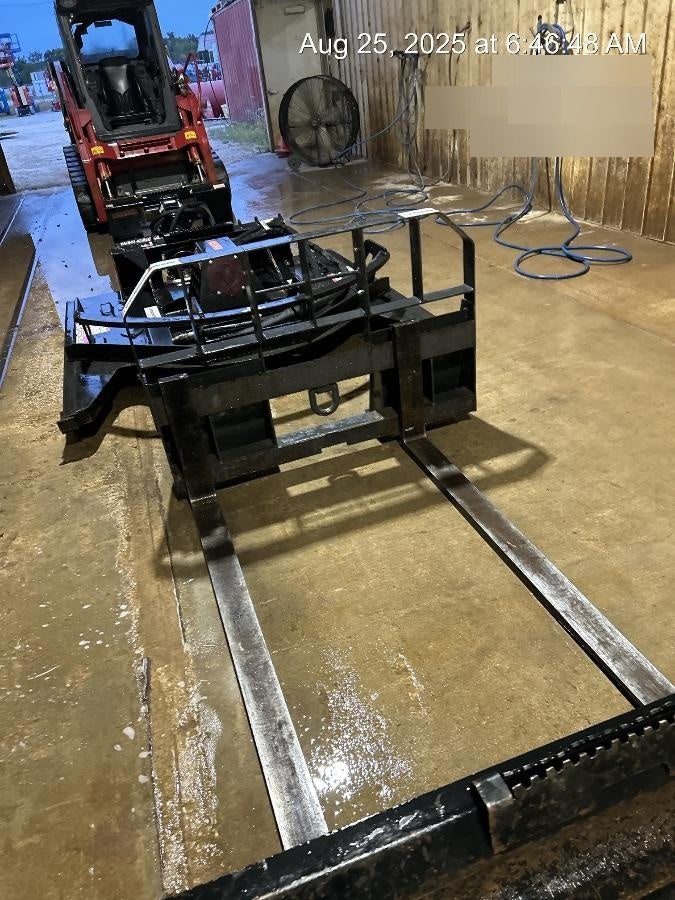 2023 CASE 48" Pallet Forks - Wheel Loader