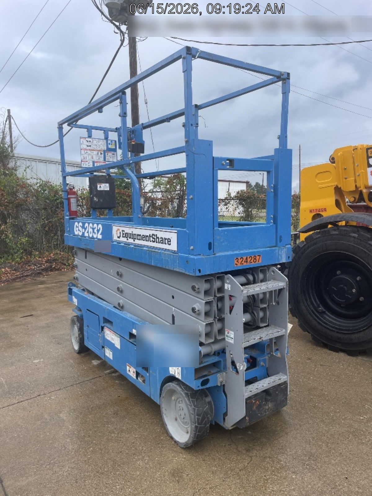 2023 GENIE GS-2632