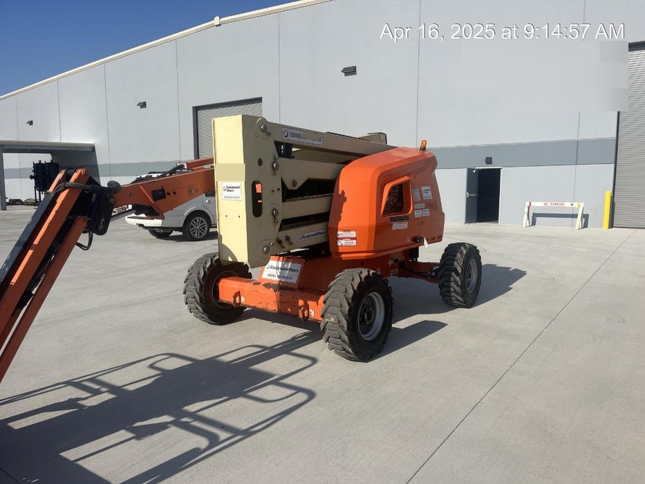 2019 JLG 450AJ