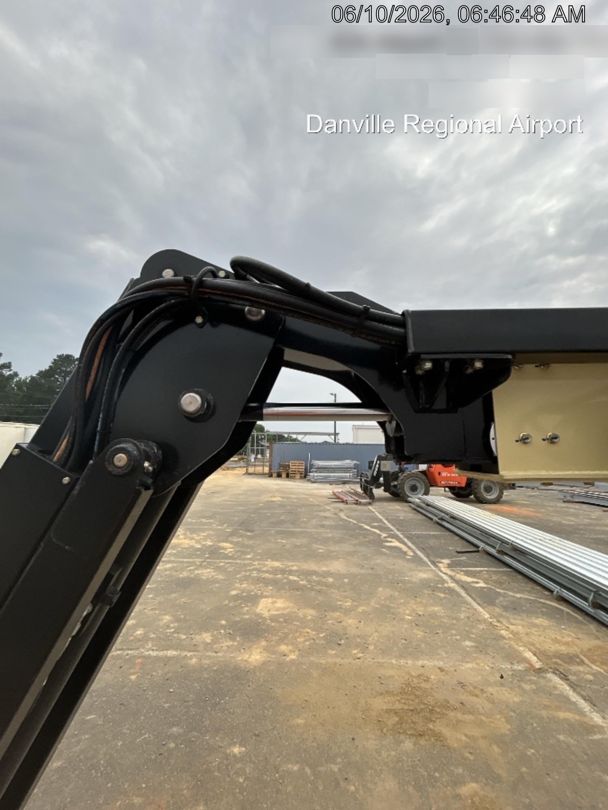 2024 JLG 460SJ