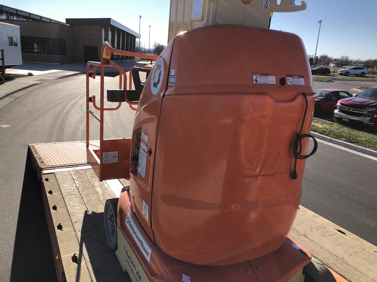 2021 JLG 26E